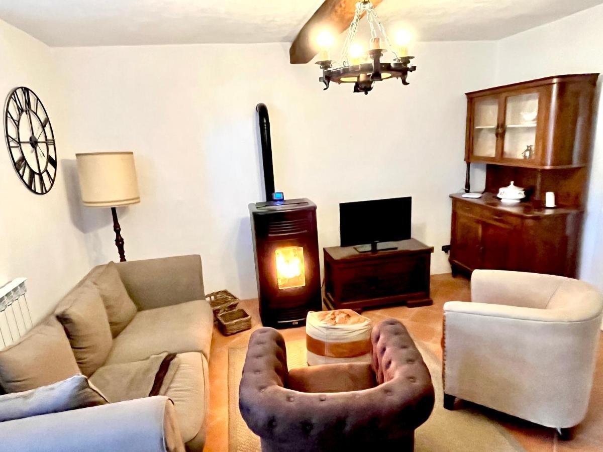 Apartment Casa Gianfrati Corfino Bagian luar foto